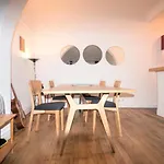 Splendid Spacious Apt At Les Batignolles